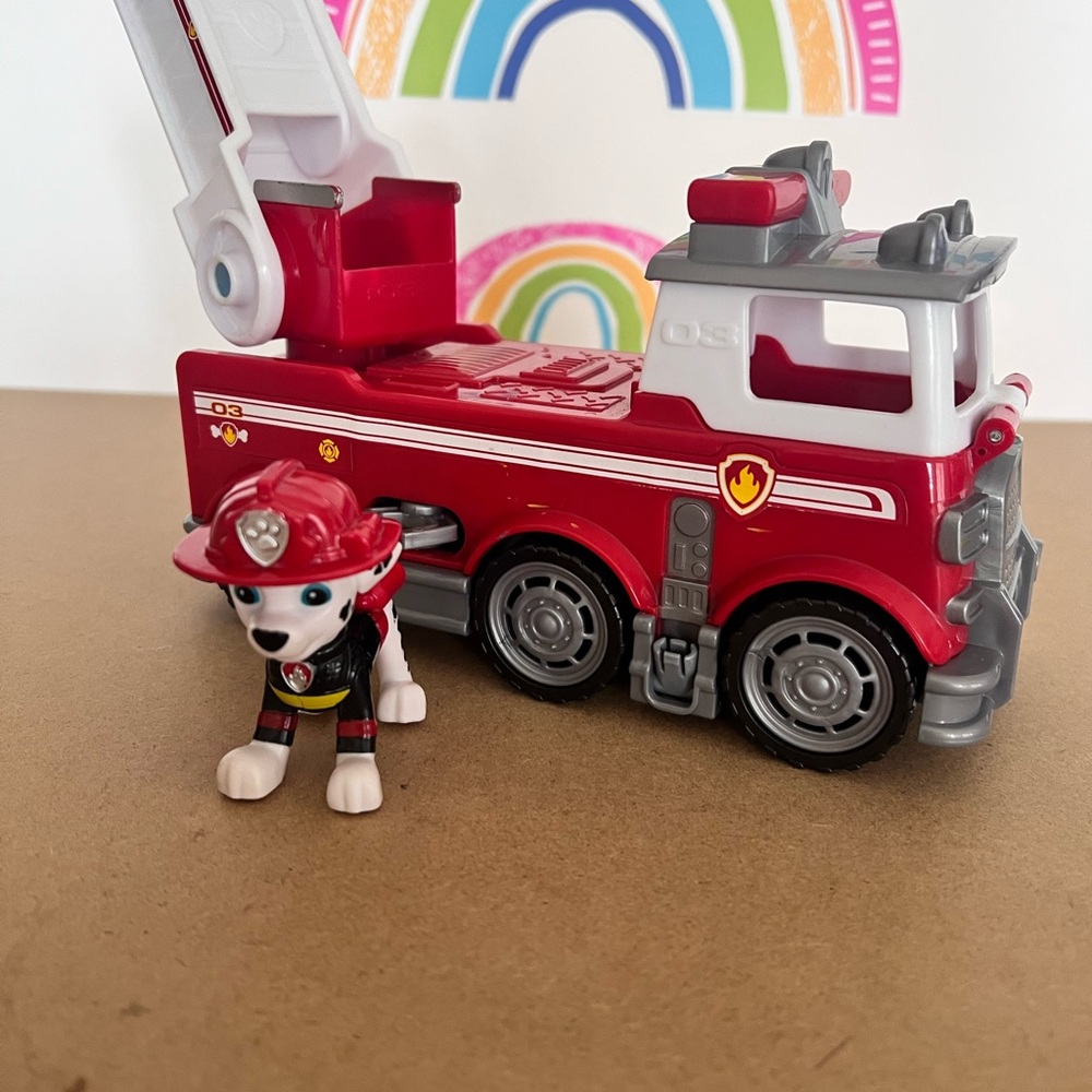 Nickelodeon Paw Patrol Red and Gray Action Figure Marshall and Firetruck vehicle